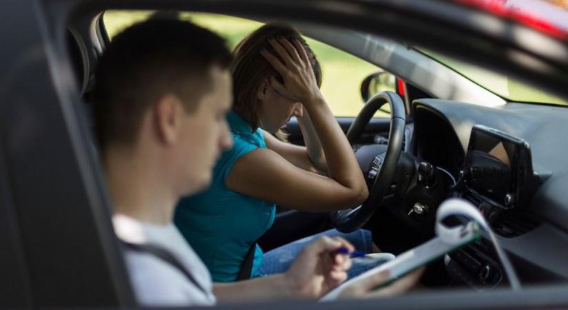 Botrány Székesfehérváron: Más helyett vizsgázott, bilincsben végezte