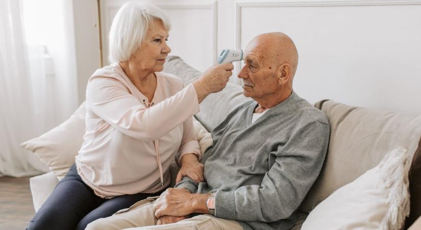 Idősotthon vagy otthonápolás? Mutatjuk, mi mennyibe kerül