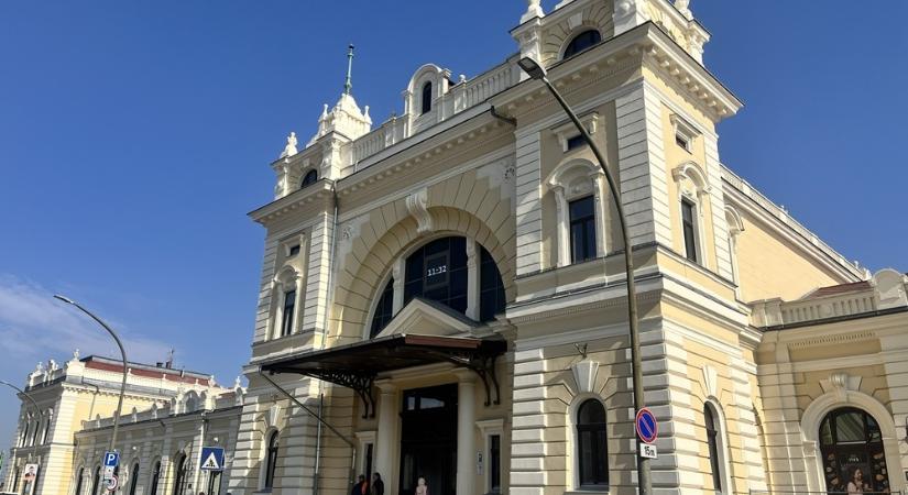 Elkészült a szombathelyi vasútállomásépület felújítása