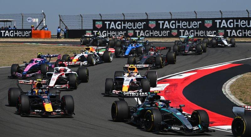 „Szórakoztató, de mi utáltuk volna” – Villeneuve az F1-es szabályokról