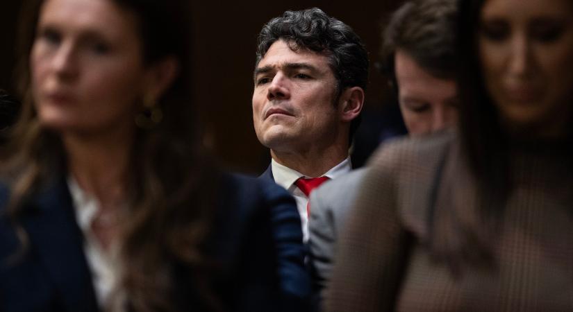 Alig hogy lemondott az izraeli háborúra hivatkozva, az FBI rögtön nyomozni kezdett