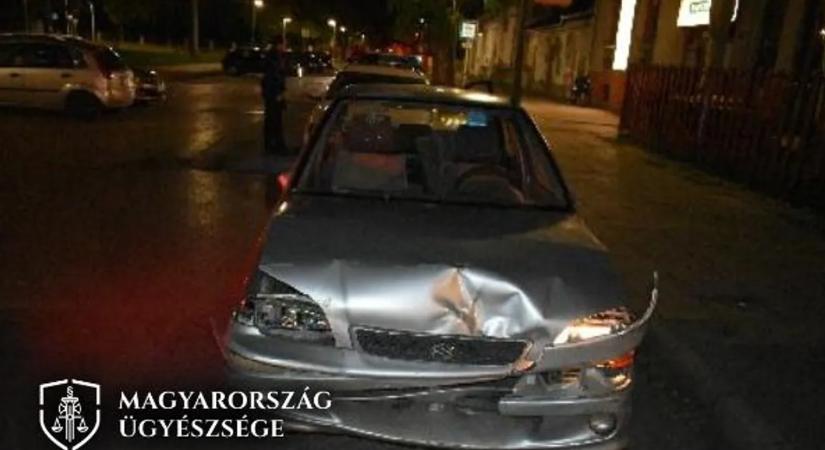 Pécsi ámokfutás: ittasan lopta el apja autóját a fiatalkorú, aki jogsi nélkül zúzott