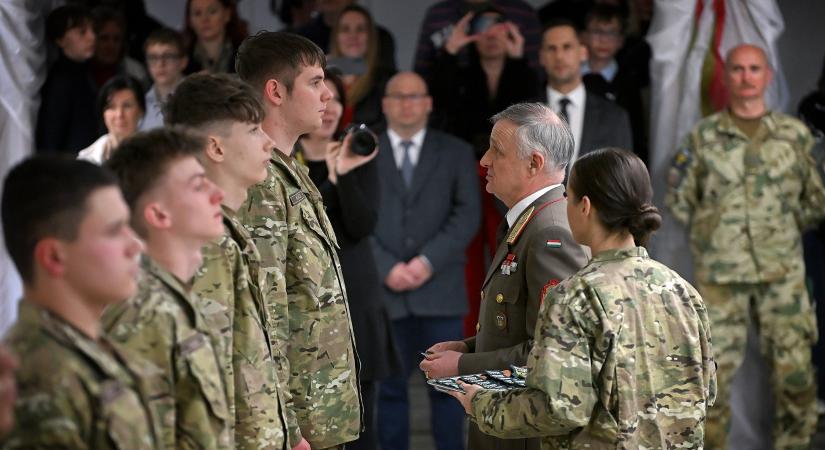 Ismét kadétokat avattak a Wignerben