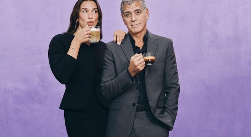 Együtt kortyolgat Dua Lipa és George Clooney