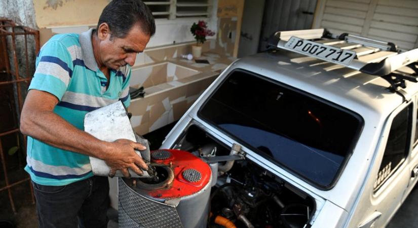 Benzin helyett szén: fittyet hány az üzemanyagárakra egy találékony ezermester