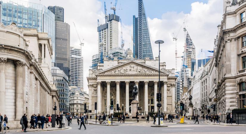 Ez sima lett: évek óta tartó megosztottság után ezúttal egyhangú volt a Bank of England kamatdöntése
