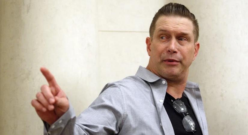 Justin Bieber apósa megőrült? Azt mondja, jönnek a földönkívüliek!