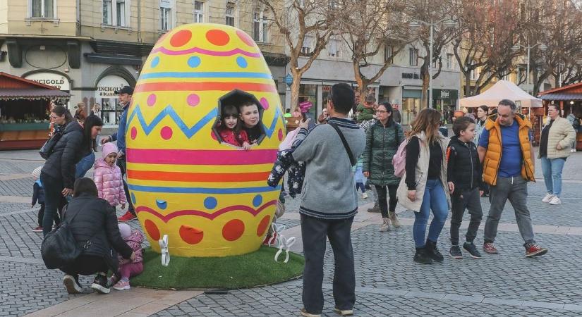 Fergeteges gyerekprogrammal nyit, nyuszidiszkóval és gasztroélményekkel is hívogat a szombathelyi húsvéti vásár