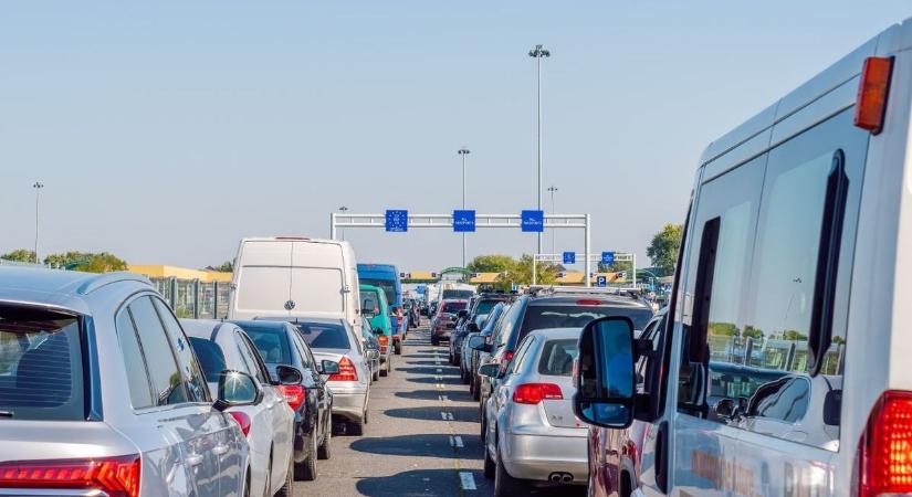 Megnyitják az utat az éjszakába: új idősávban üzemel az Ásotthalom határátkelőhely