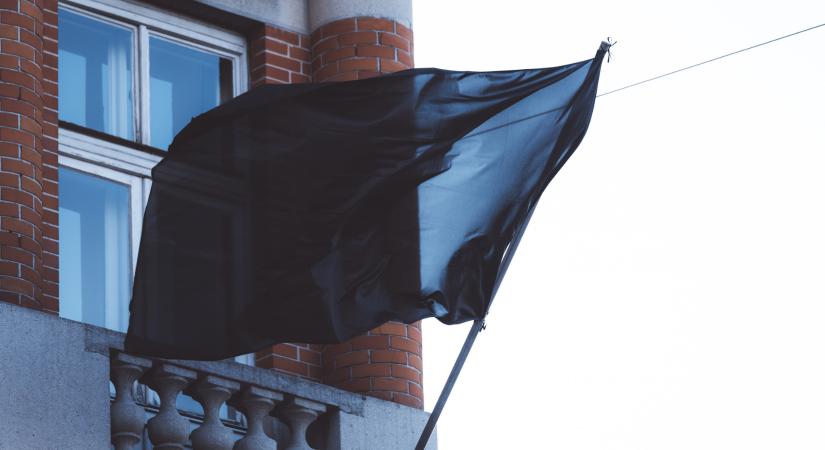 Halálos baleset történt, teljes útzárat rendeltek el az M4-es autóúton