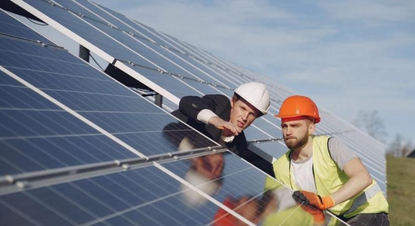 Napelemes erőművek épülnek Borsodban