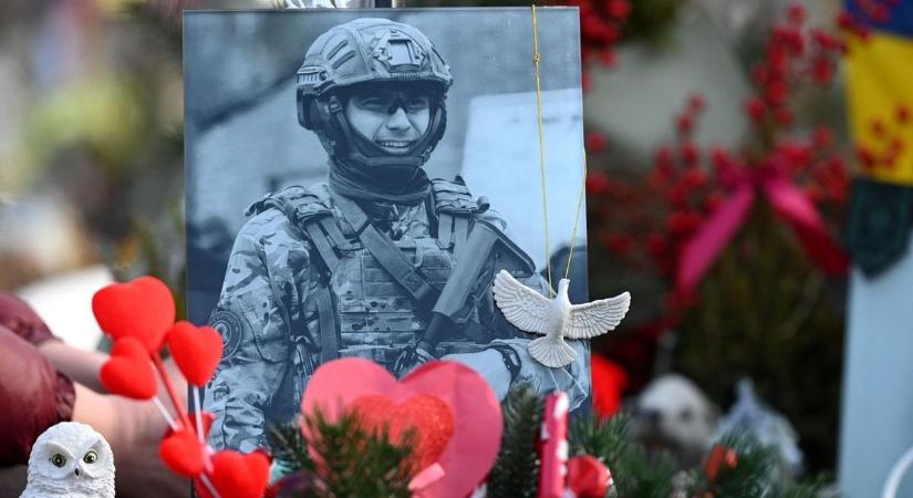 A hó elolvadt, a gyász itt maradt: összeomlás szélén az ukrán nők élete (videók)