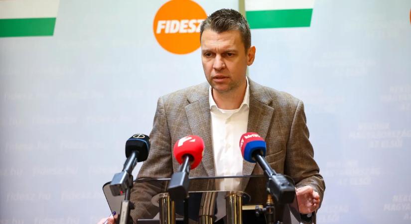 Menczer Tamás: Nehogy már egy kutyapártos oktasson ki kábítószerellenes ügyekben!