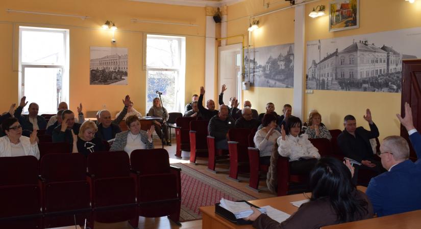 Ülésezett a Beregszászi Városi Tanács végrehajtó bizottsága