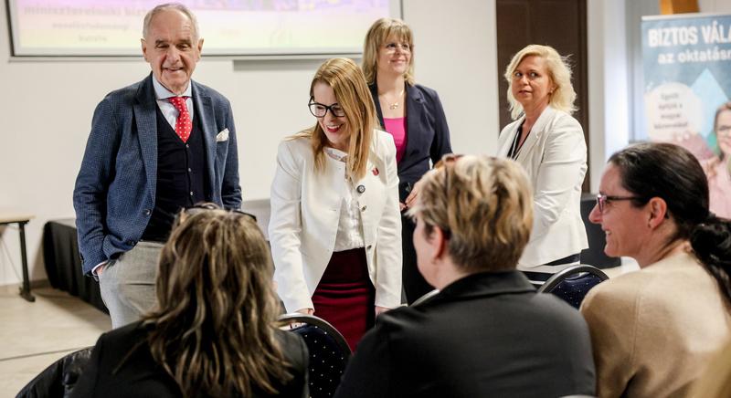 Új utak, alapértékek, hit és jövőkép