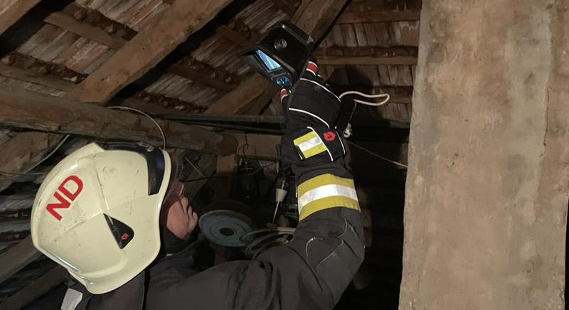 Kémény lángolt Bolháson