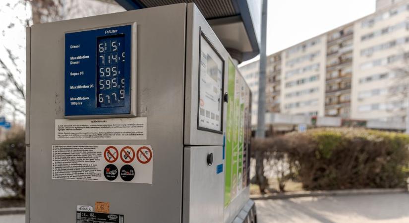 Elkezdték felélni a benzinkutak Magyarország stratégiai üzemanyag-tartalékait