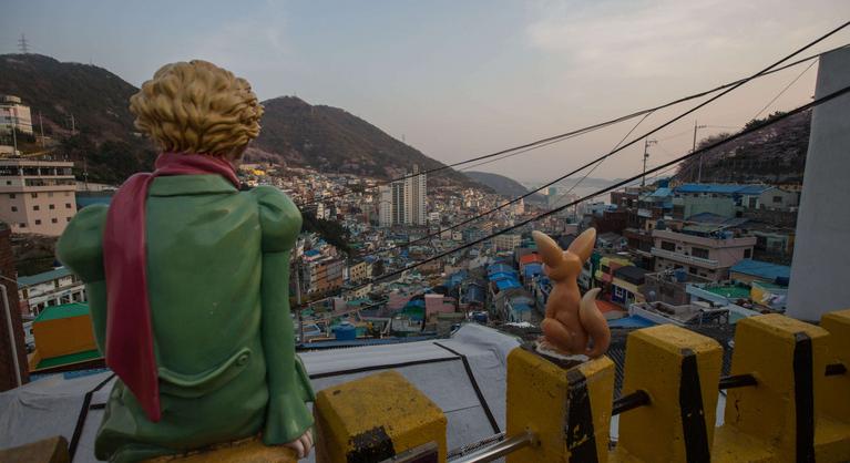 80 éves, és még mindig nem ment ki a divatból