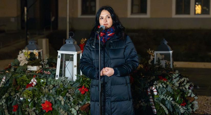 Már nem is titkolják: a Zelenszkij által kitüntetett ukrán politikus Budapesten kampányol a Tisza mellett (VIDEÓ)