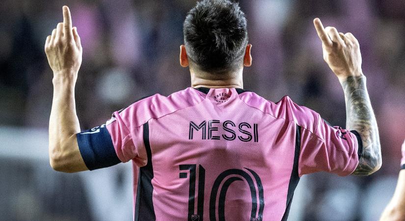 Messi újabb mérföldkőhöz érkezett, üldözi Cristiano Ronaldót