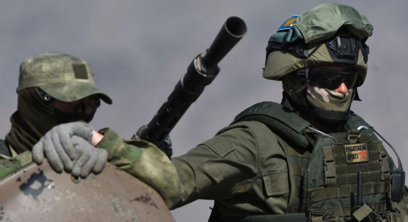 Feszültség a lengyel határnál: Belarusz erőt demonstrál