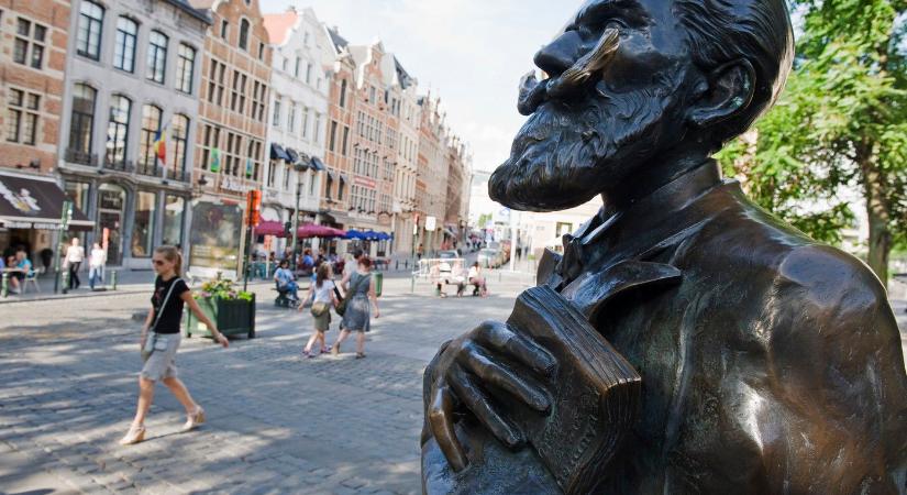 Még Szájer József is meglepődne, ha látná, hogy fest az eresz, amin lecsúszott