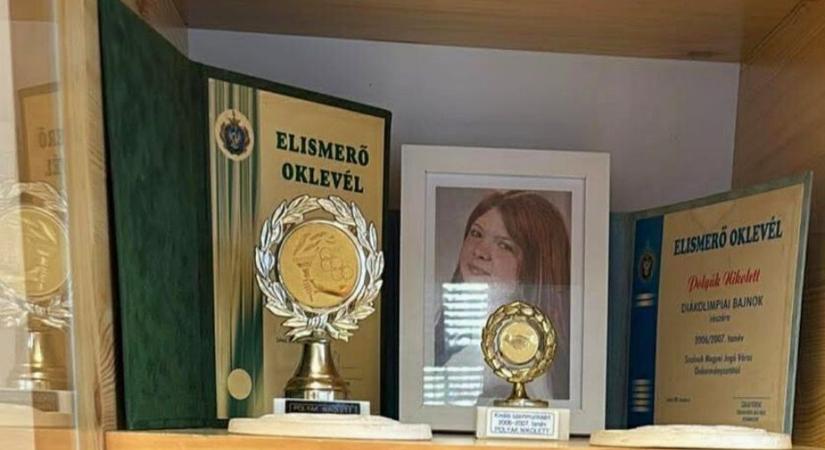 Könnyek között avatták fel a szolnoki bajnoknő tantermét: 32 évesen hunyt el a fiatal édesanya