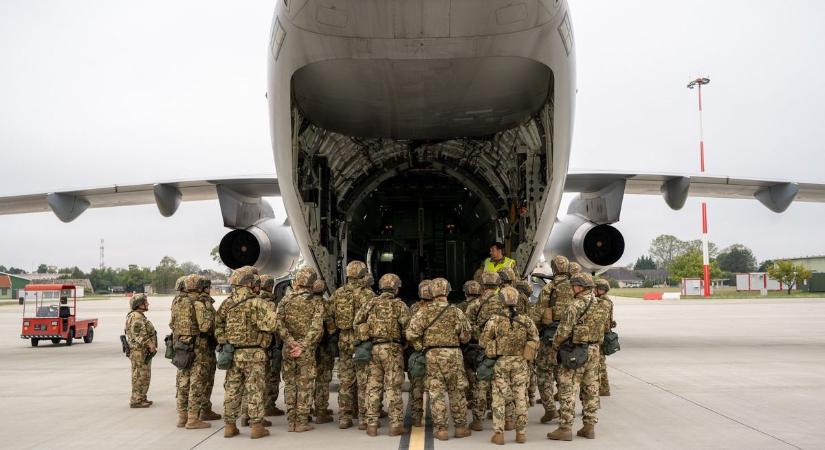 Senki se figyelt rá: rejtélyes katonai repülőgépek jelentek meg a térképen, fegyvereket vihetnek az iráni háborúból Ukrajnába – Putyin egyre idegesebb