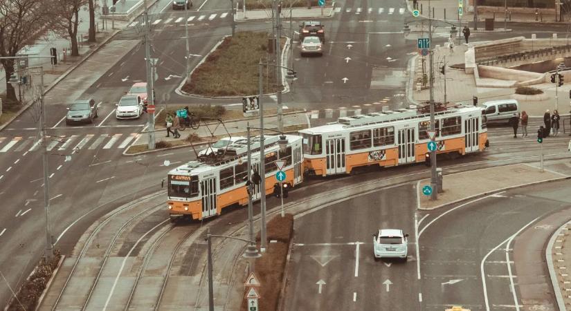 Filmforgatás miatt jelentős forgalomkorlátozás lesz a VIII. kerületben: Mutatjuk a lezárt utcákat