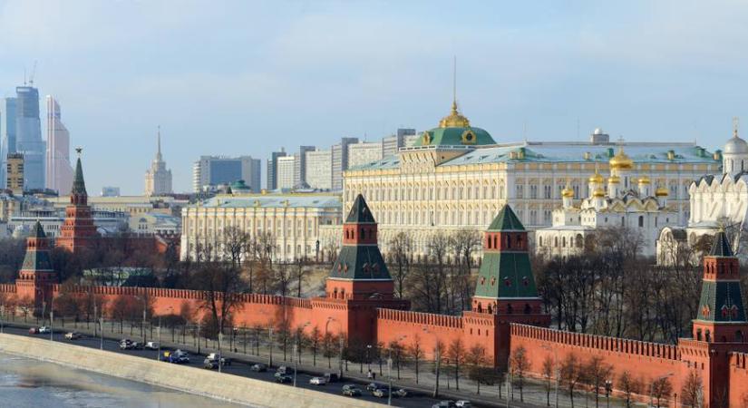 Díszsírhelyet kapott a Kreml falában a MÁV-ért felelős miniszter