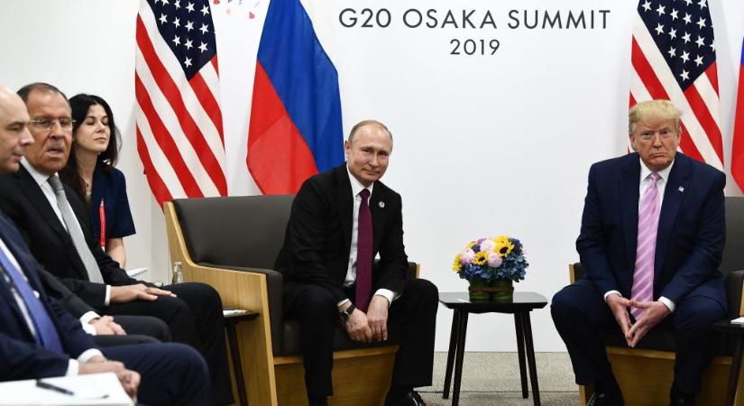 Hiába kérték a magyar civilek, hogy távolítsák el Putyin volt tolmácsát a választási megfigyelők közül