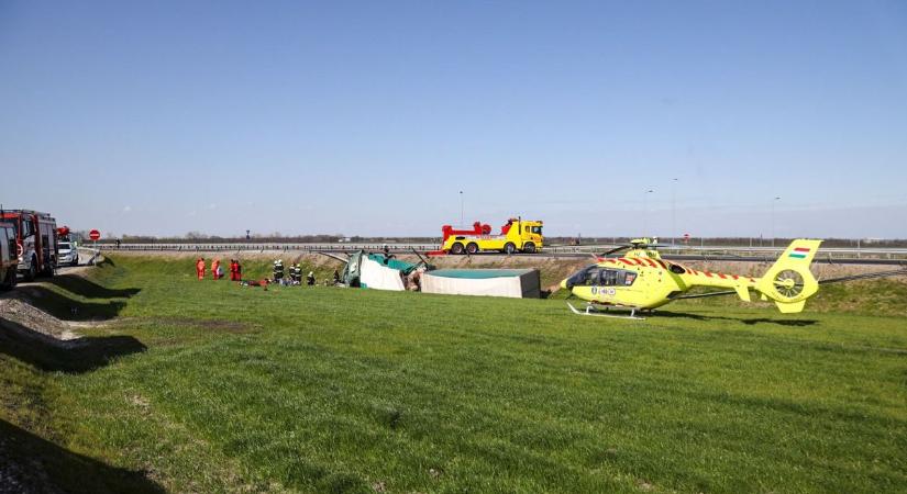 Megrázó részletek derültek ki az M4-esen történt tragédiáról