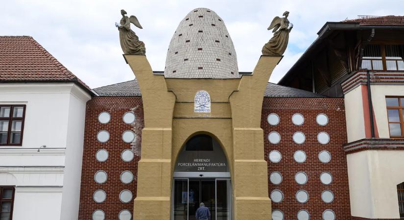 Szijjártó Péter: Hatszáz munkahely vált biztossá a Herendi Porcelánmanufaktúra fejlesztése nyomán