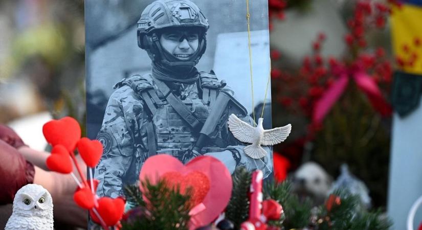 Az ukrán nők a gyász és az ellehetetlenülő megélhetés között őrlődnek