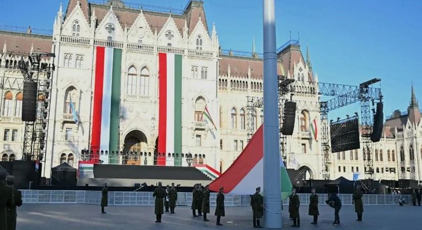 Az ukránok fele ellenséges országnak tartja Magyarországot