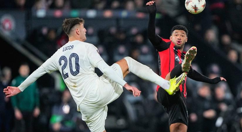 Európa Liga: klubtörténelmi siker helyett drámai tizenegyesek