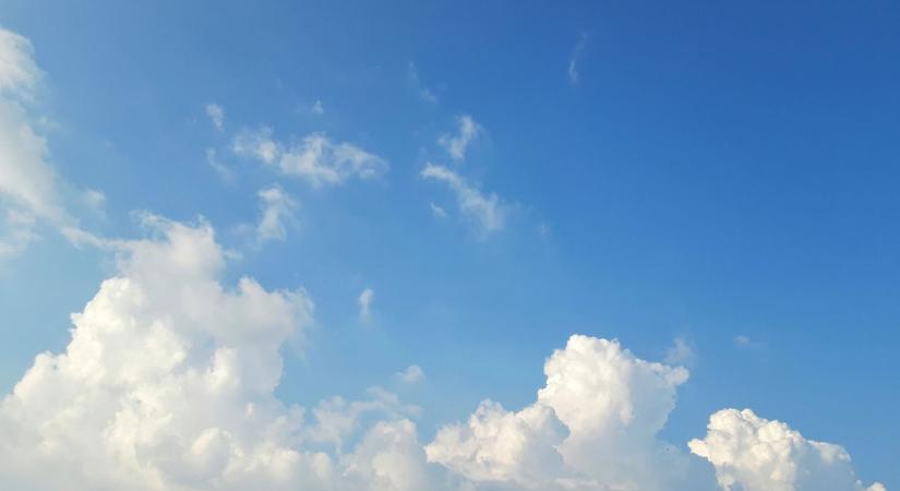 Felhős ég fogja kísérni a pénteki napsütést