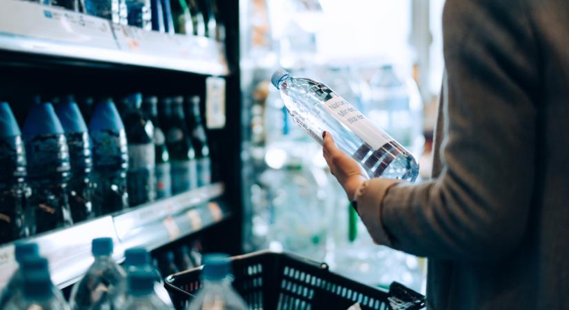 Érdekes hírek jöttek a palackozott vizekről: ezt sokan nem hitték volna