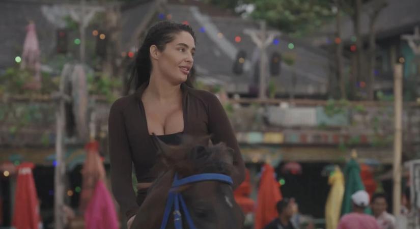 „Babett ezt eltaláltad!” – ismerős lovag várta Zsófit a tengerparton