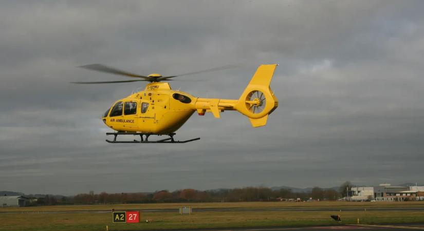 Oktatás közben történt a brutális baleset, egy ember életéért még küzdenek