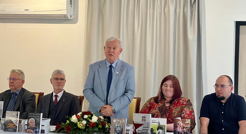 Vári Fábián Lászlót ünnepelték a Irodalmi Kilátón