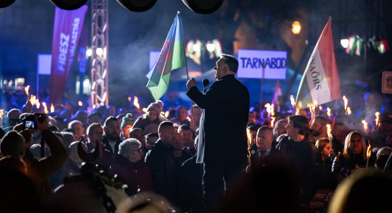 Folytatódik Orbán Viktor országjárása, nyolc helyszínre látogat el hét nap alatt