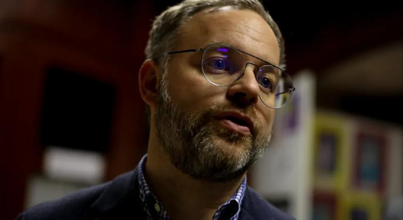 „Magyar Péterre ráuntak az emberek, most jönnek elő a fideszes szavazók” – a kampányról kérdeztük Orbán Balázst