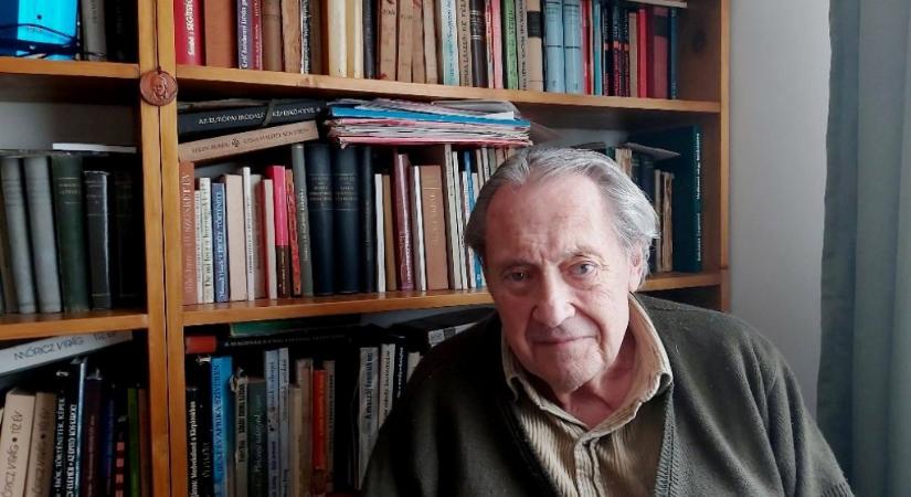 Elhunyt Halász Péter néprajzkutató