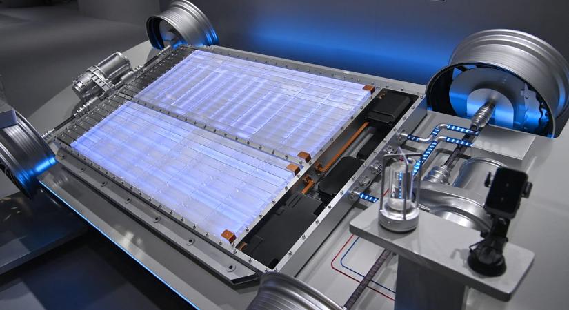 Kína már a piac 70 százalékát uralja az elektromosautó-akkumulátoroknál