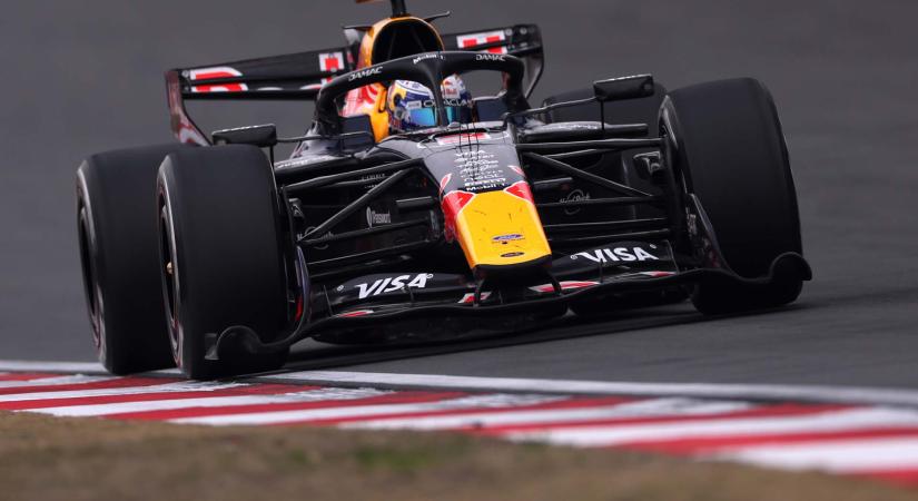 Verstappen elutasította az elméletet: nem a tavalyi fejlesztések miatt szenved a Red Bull