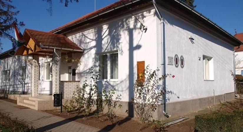 Szociális juttatást ad az önkormányzat húsvét előtt