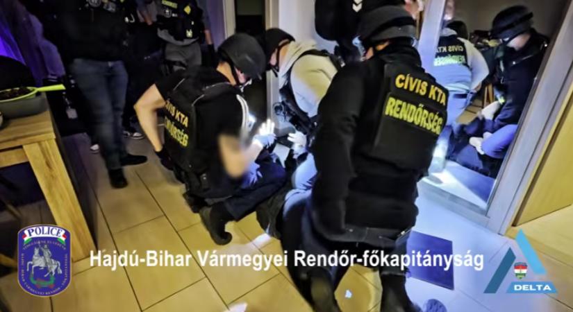 Debreceni albérletében ütöttek rajta a nigériai állampolgáron