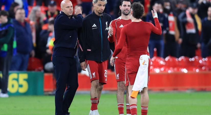 Elbújt a lelátón, majd Szoboszlairól áradozott a Liverpool következő edzője?
