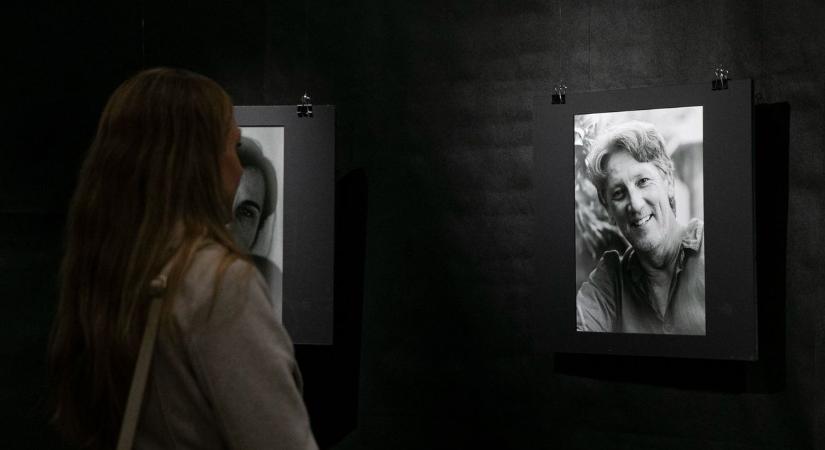 Meglepő élmény vár a látogatókra Kecskeméten – sokakat letaglózott Öveges László kiállítása – fotók